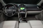 Toyota Camry XLE 2012 года